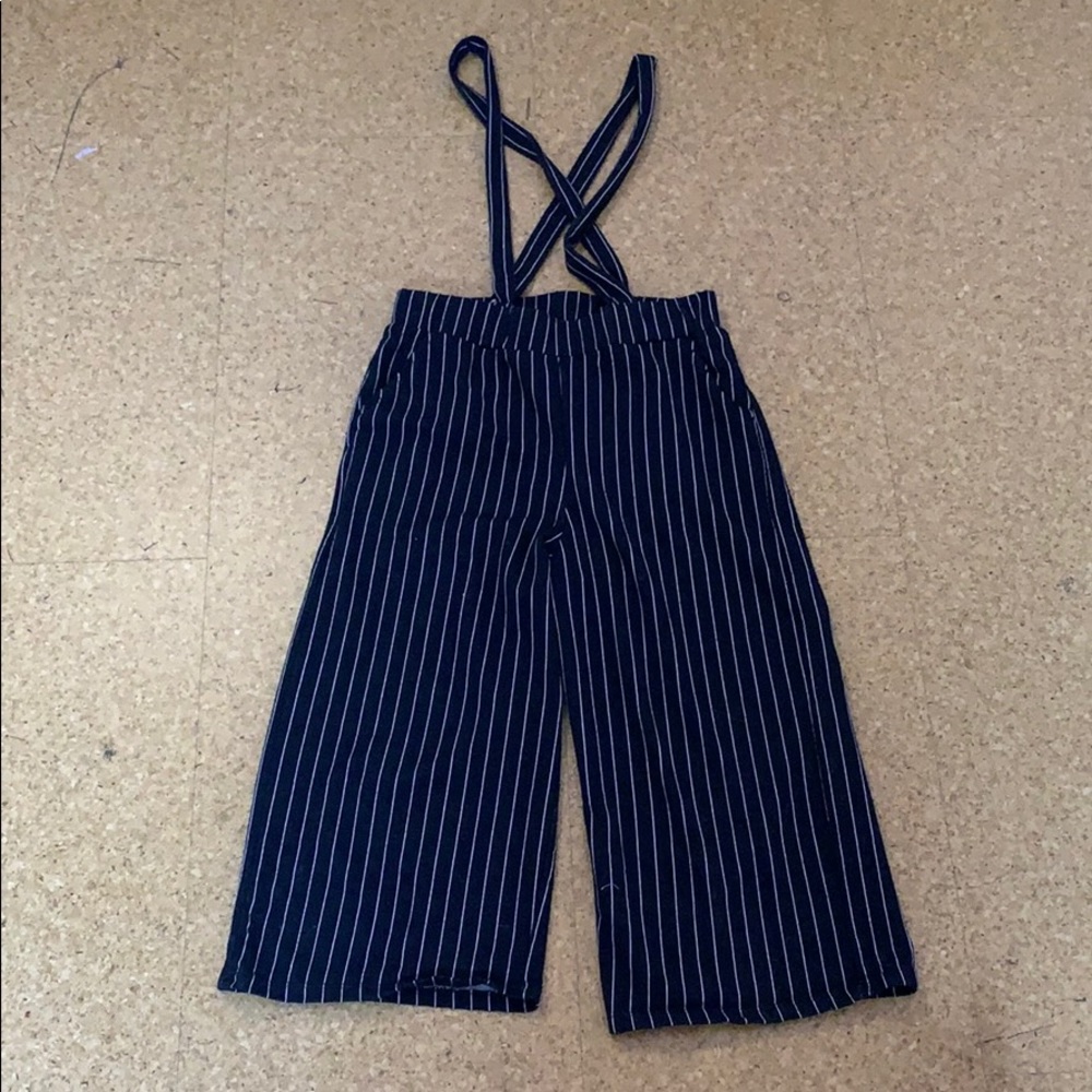Pinstripe 3/4 pants